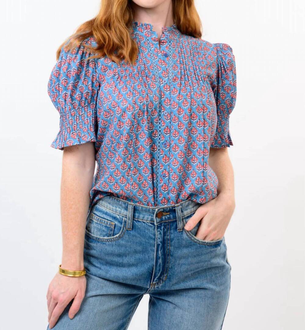 NEW IVY JANE genevieve floral top in blue